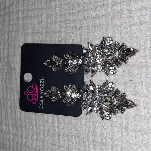paparazzi Jewelry - Paparazzi Long Earrings